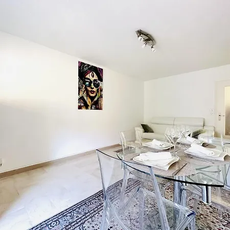 Center - 2 Pieces Avec Terrasse Κάννες