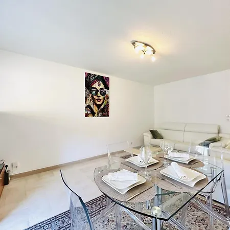 Center - 2 Pieces Avec Terrasse Διαμέρισμα Κάννες